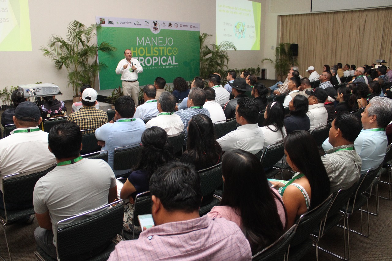 Conferencia Manejo Holístico